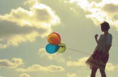 Balloons_in_the_sky____by_AlexandraCameron